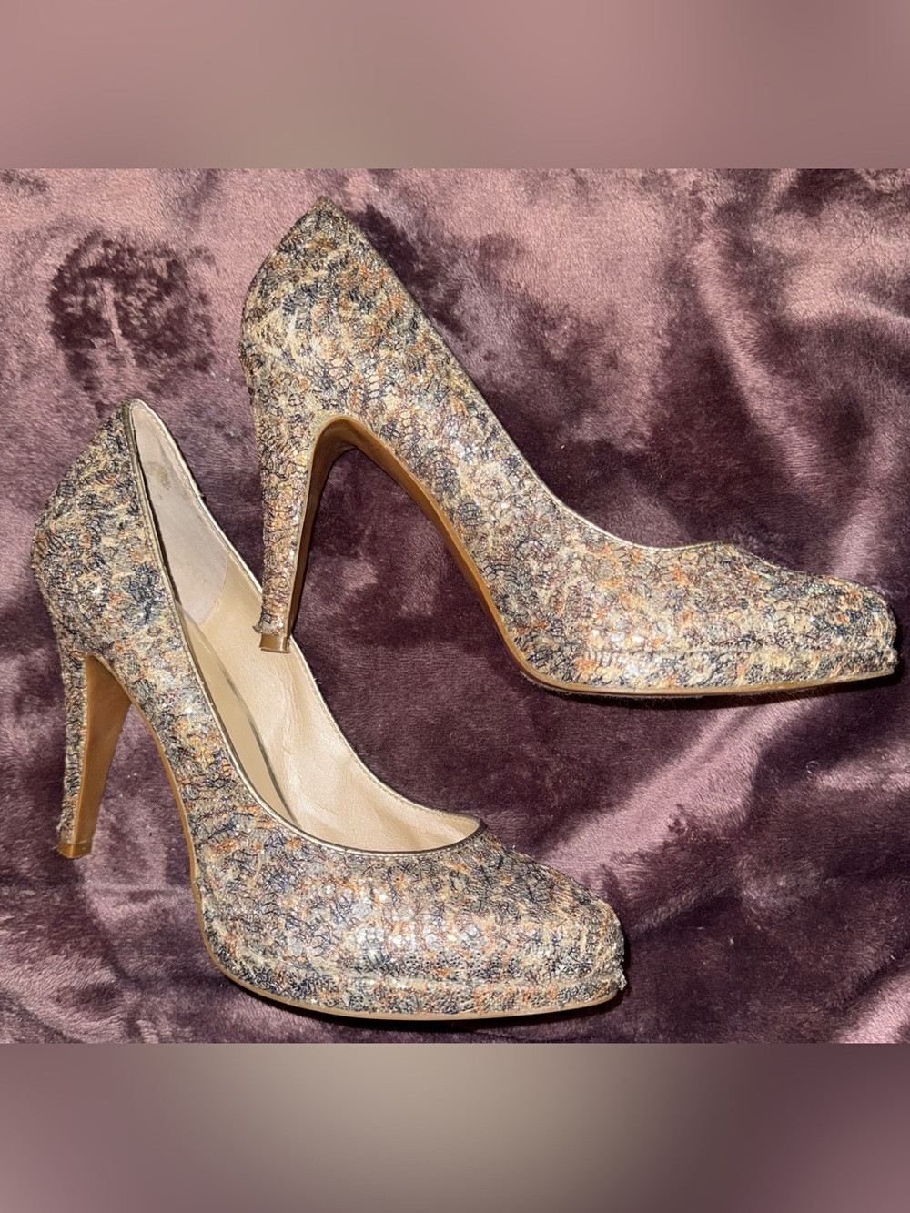 Ladies Nine West Multicolor Glitter High Heel Pumps - Size 9.5. - Picture 2 of 8